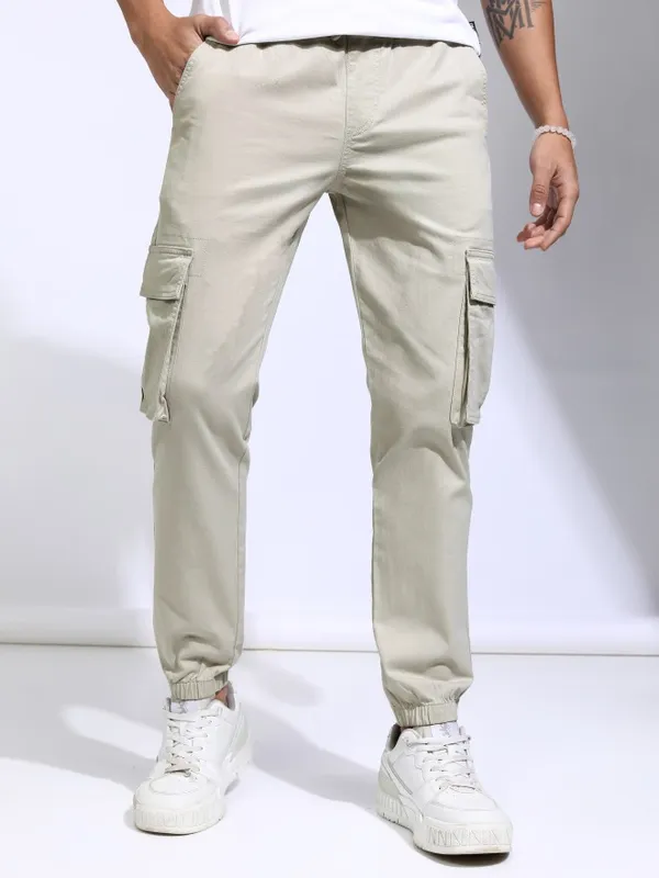 Highlander Men Pink Slim Fit Solid Joggers