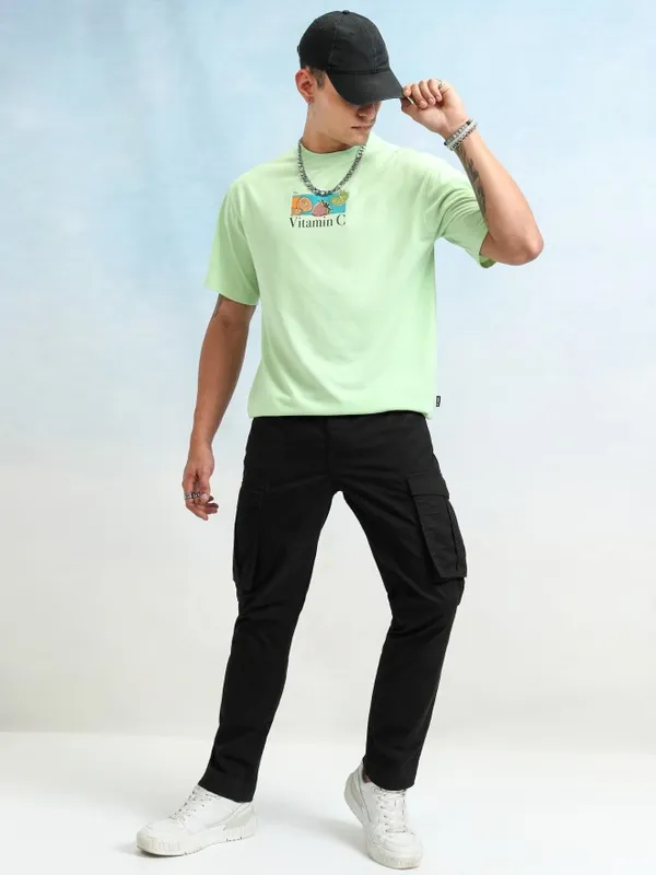 Highlander Men Black Straight Fit Solid Cargos