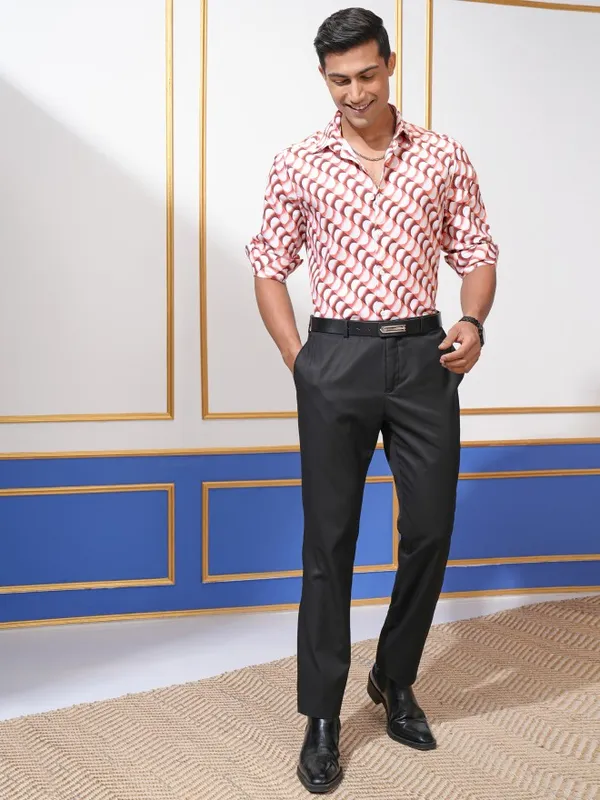 Locomotive Men Red Printed Slim Fit Casual Shirt