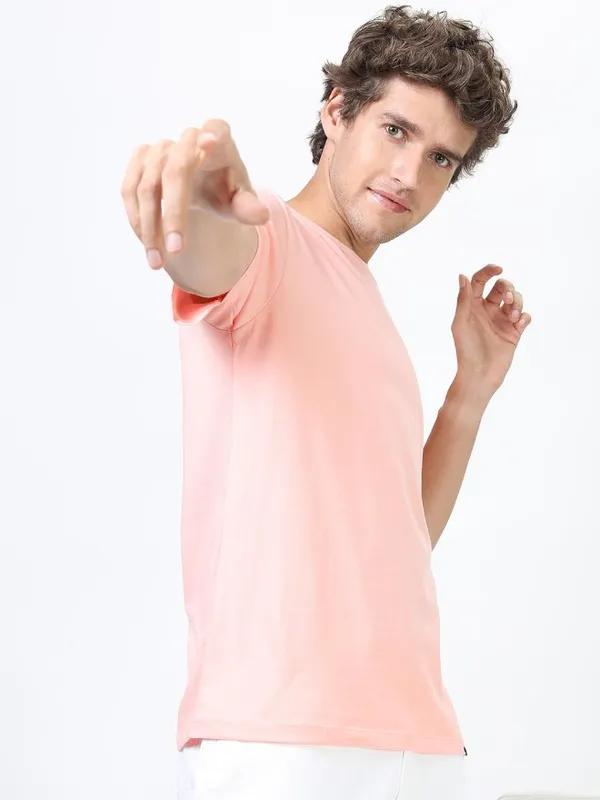 Highlander Men Pink Printed Round Neck Slim Fit T-Shirt