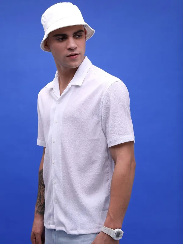 Highlander Men White Self Design Oversized Fit Casual Shirt