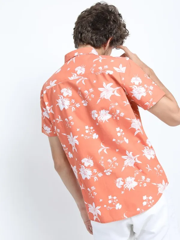 Locomotive Men Orange Printed Slim Fit Casual Shirt