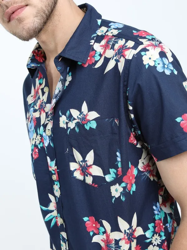 Locomotive Men Navy Blue Printed Slim Fit Casual Shirt