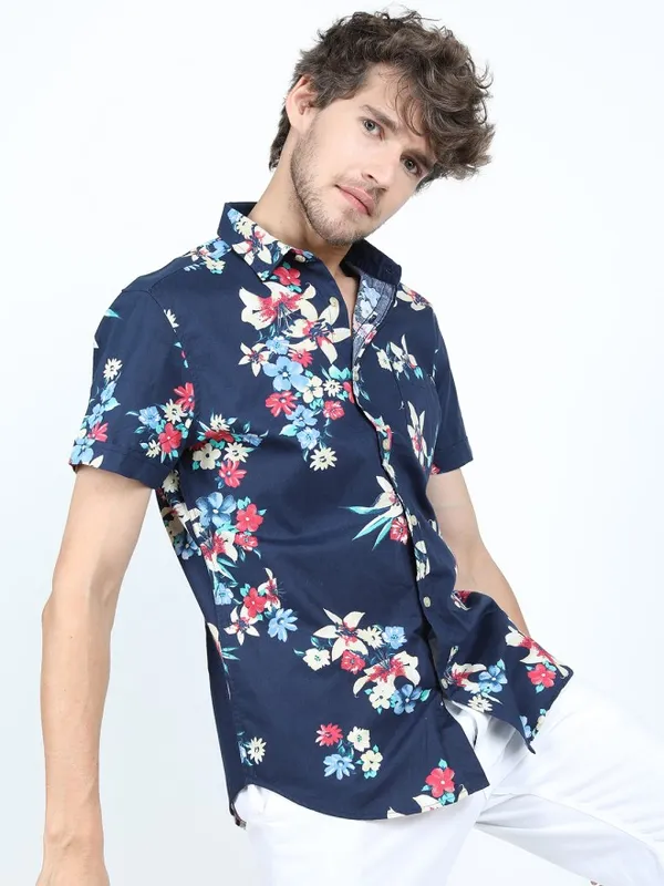 Locomotive Men Navy Blue Printed Slim Fit Casual Shirt