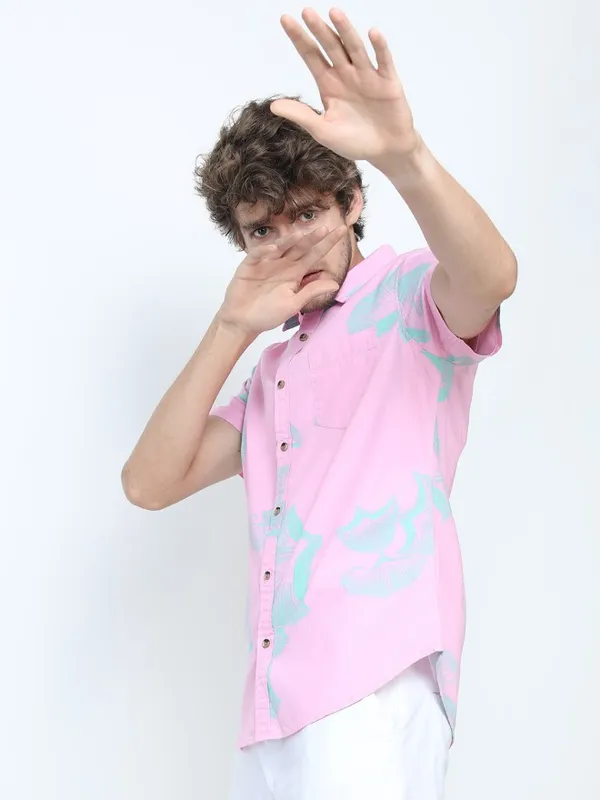 Locomotive Men Pink Printed Slim Fit Casual Shirt