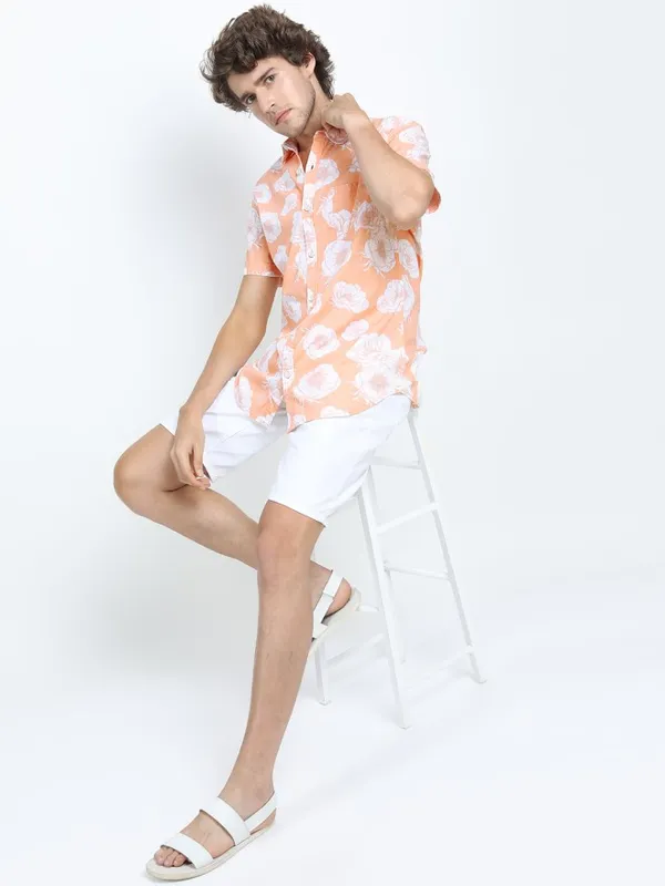 Locomotive Men Coral Printed Slim Fit Casual Shirt
