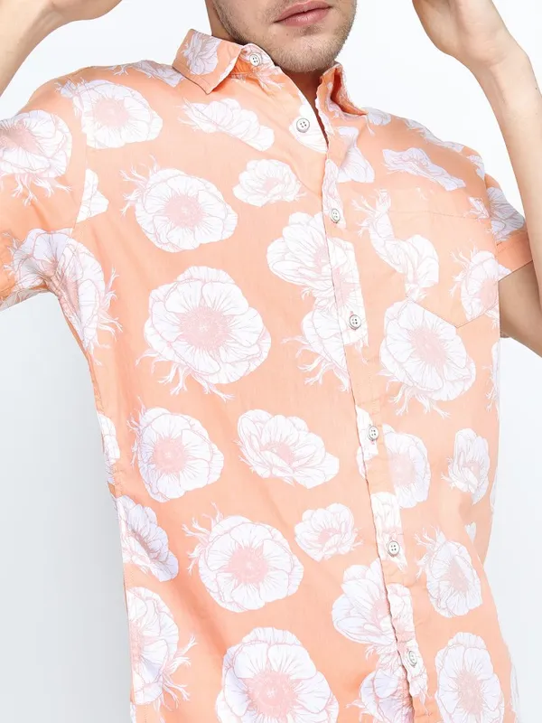Locomotive Men Coral Printed Slim Fit Casual Shirt