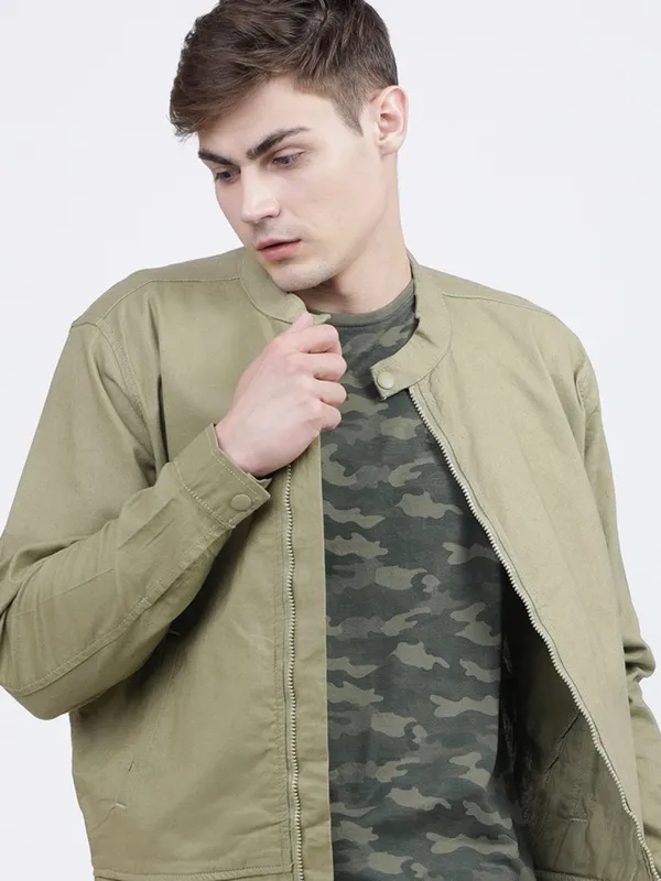 Highlander Men Olive Solid Bomber Jacket