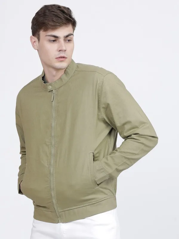 Highlander Men Olive Solid Bomber Jacket