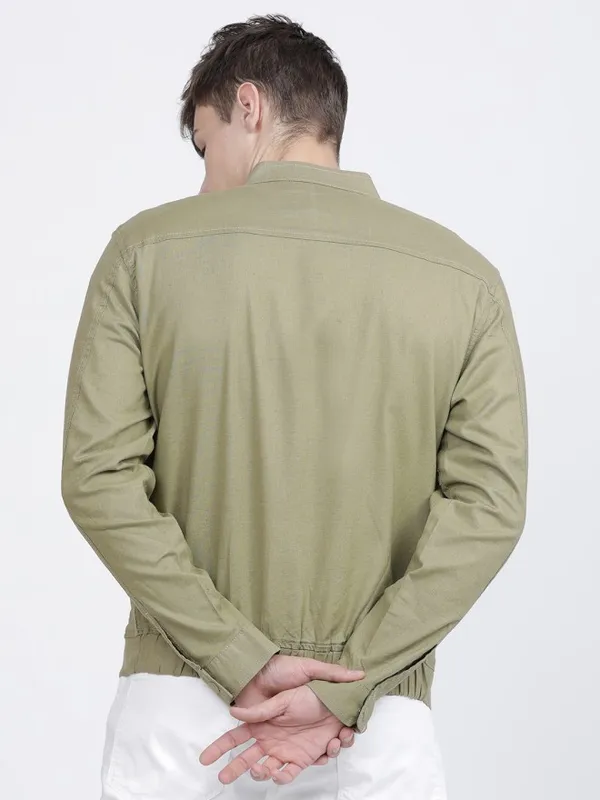 Highlander Men Olive Solid Bomber Jacket