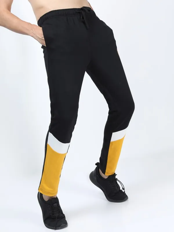 Men Slim Fit Track Pant