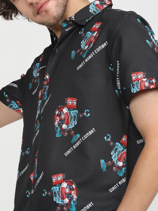 Highlander Men Black Printed Slim Fit Casual Shirt