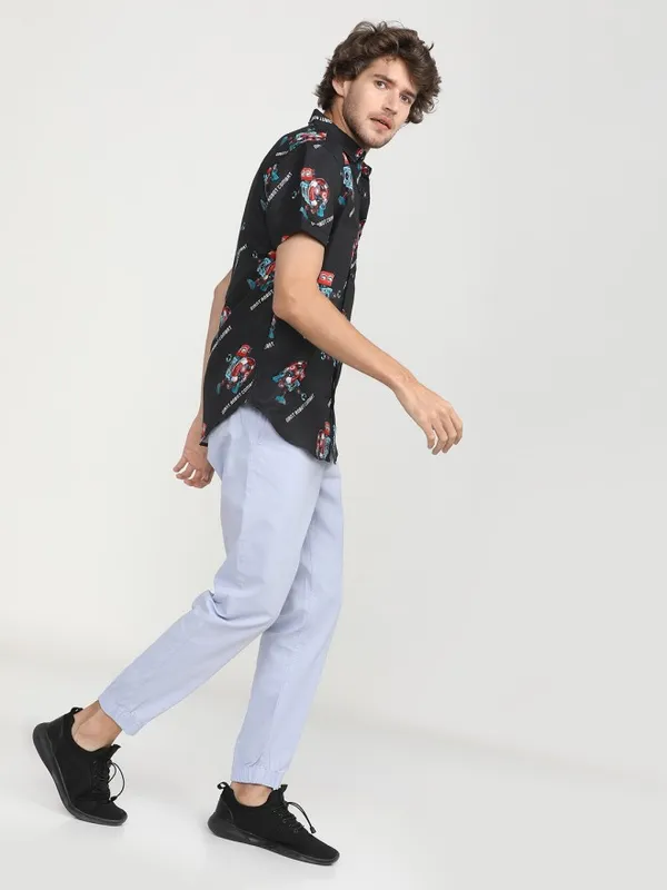 Highlander Men Black Printed Slim Fit Casual Shirt