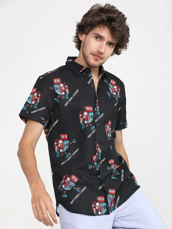 Highlander Men Black Printed Slim Fit Casual Shirt