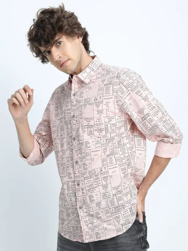Highlander Men Pink Printed Slim Fit Casual Shirt