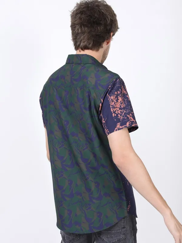 Highlander Men Grey Printed Slim Fit Casual Shirt