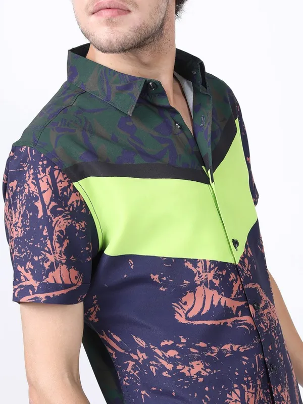 Highlander Men Grey Printed Slim Fit Casual Shirt