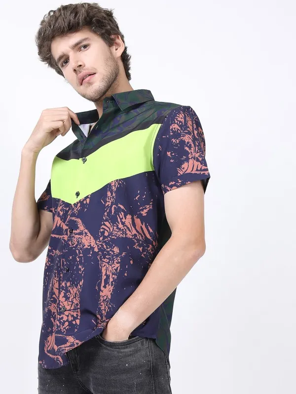 Highlander Men Grey Printed Slim Fit Casual Shirt