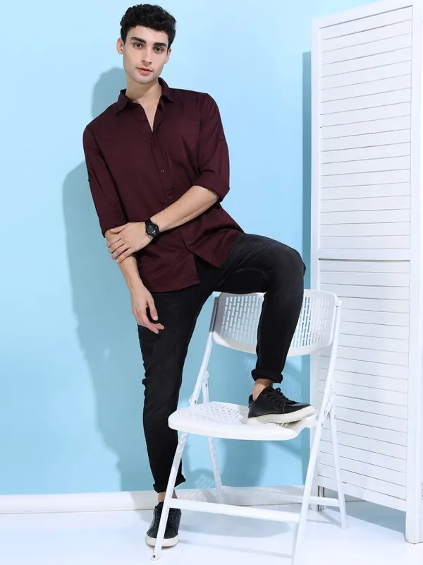 Men Slim Fit Casual Shirt