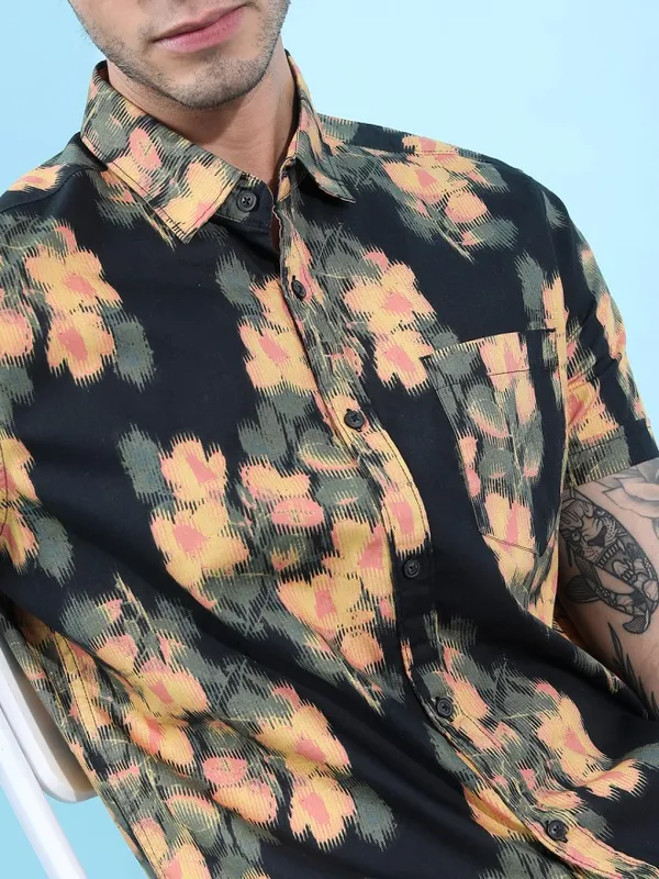 Highlander Men Black Printed Slim Fit Casual Shirt