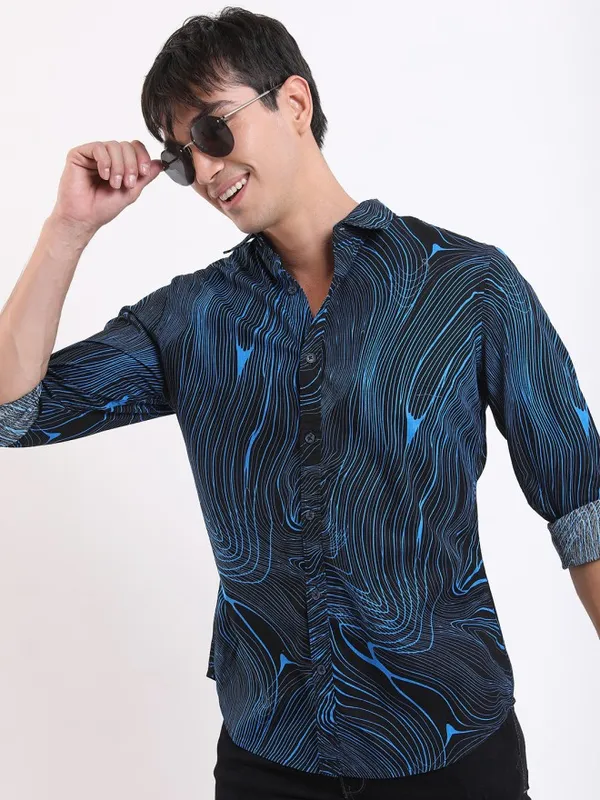 Highlander Men Black Printed Slim Fit Casual Shirt