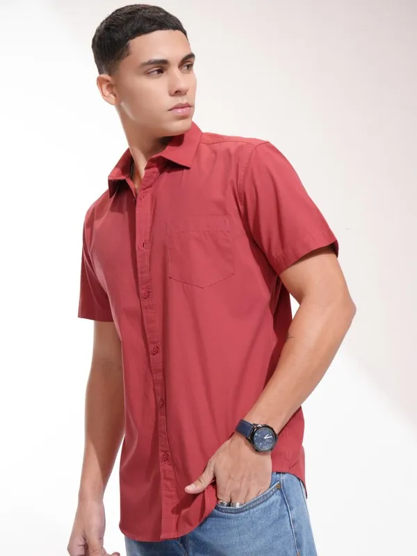 Ketch Men Red Solid Slim Fit Casual Shirt