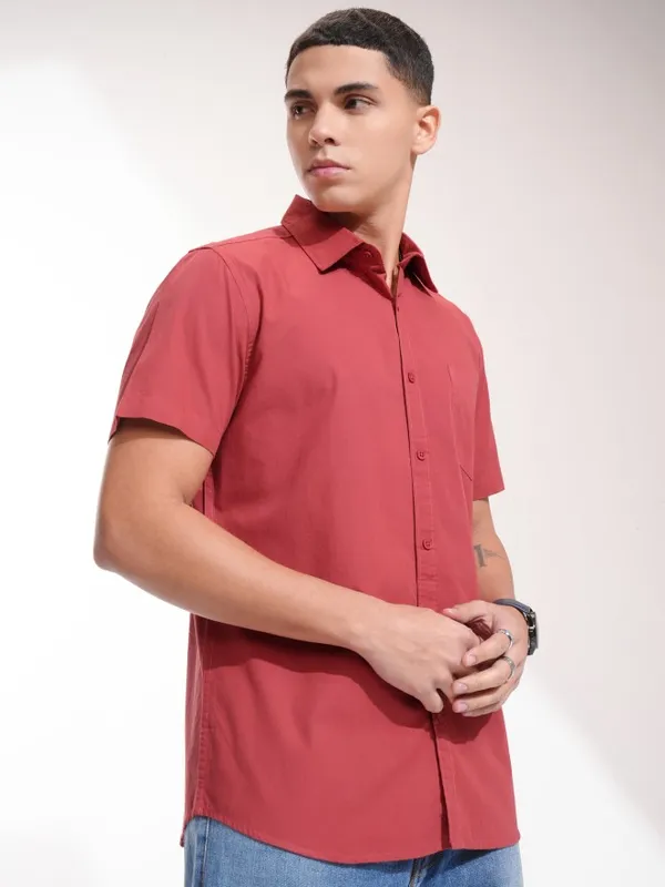 Ketch Men Red Solid Slim Fit Casual Shirt