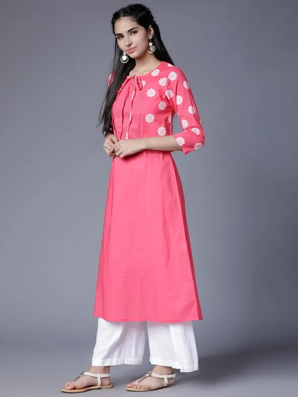 Vishudh Women Pink Checked Kurta With Trouser