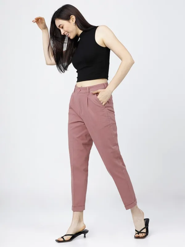 Tokyo Talkies Women Rose Solid Tapered Fit Casual Trouser