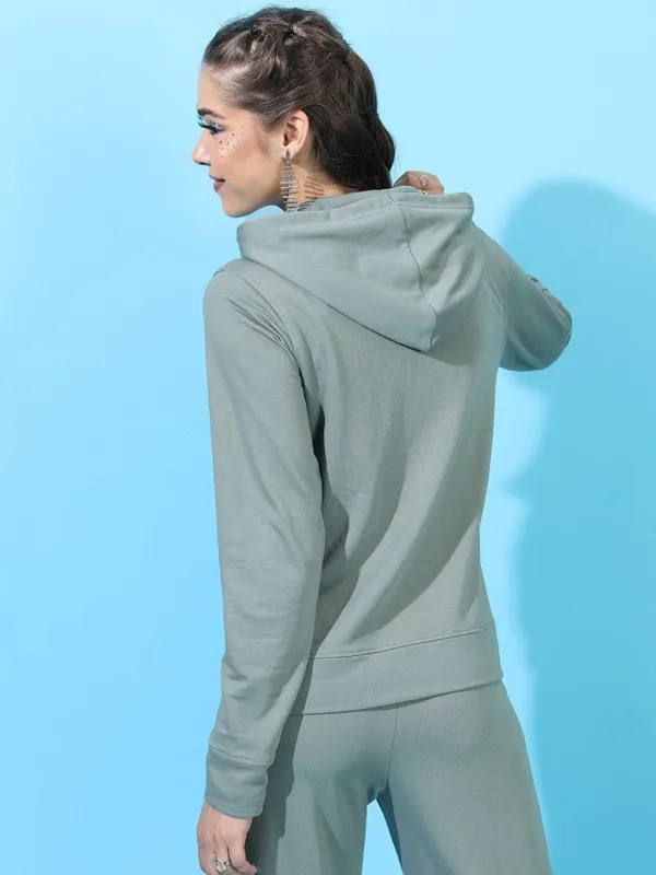 Women Solid Sweatshirt