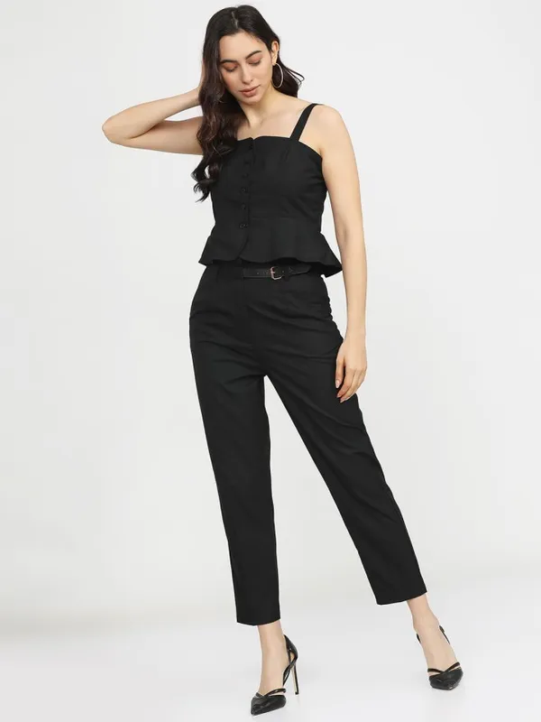 Solid Tapered Fit Casual Trouser