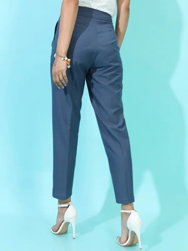 Tokyo Talkies Women Blue Solid Regular Fit Casual Trouser