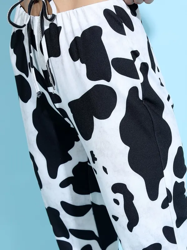 Printed Flared Casual Trouser