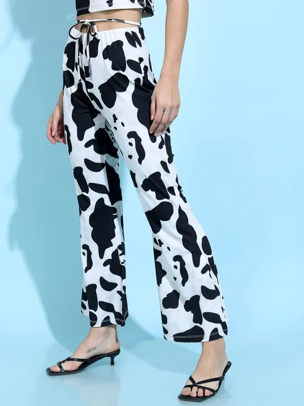 Printed Flared Casual Trouser