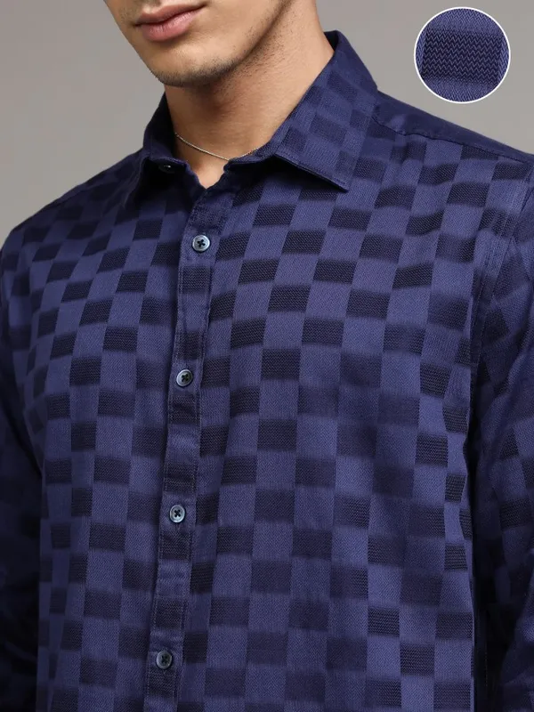 Highlander Men Navy Blue Checked Slim Fit Casual Shirts