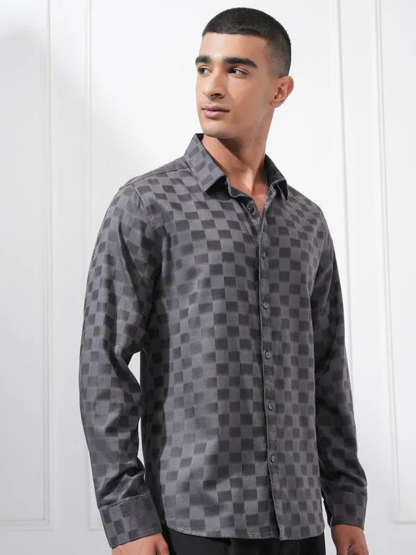 Highlander Men Charcoal Checked Slim Fit Casual Shirt