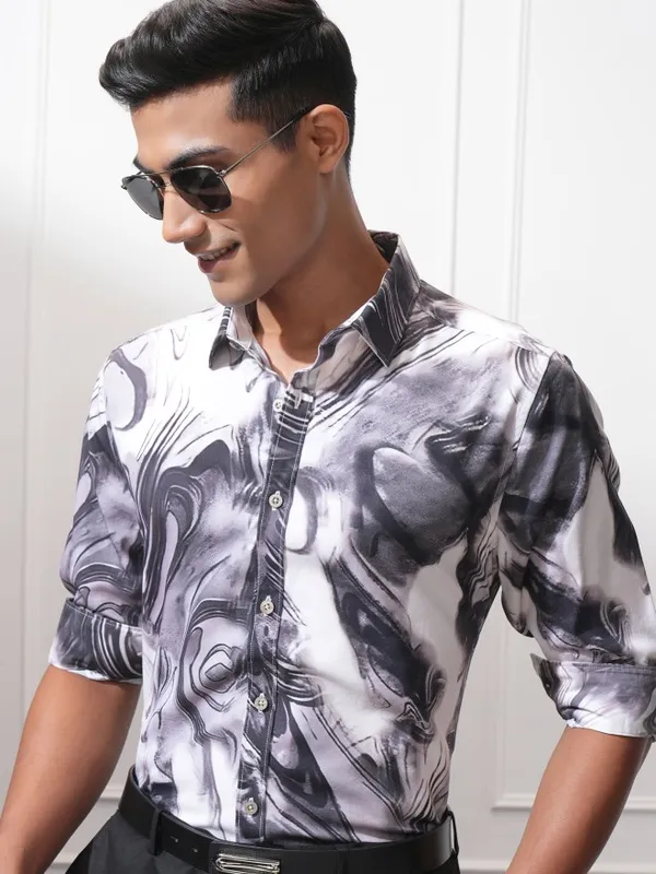 Locomotive Men Charcoal Printed Slim Fit Casual Shirt