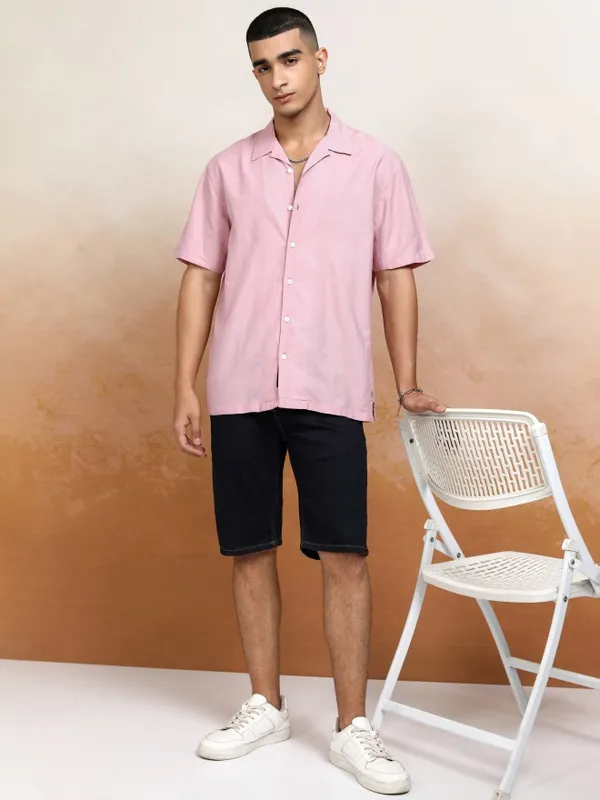 Highlander Men Pink Striped Relaxed Fit Casual Shirt