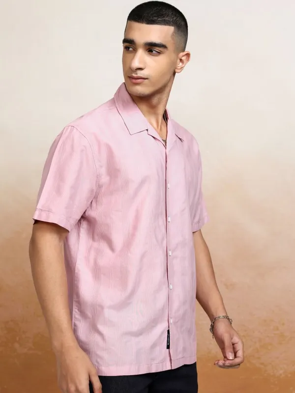 Highlander Men Pink Striped Relaxed Fit Casual Shirt