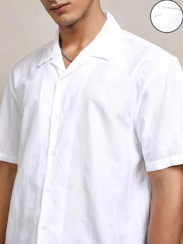 Highlander Men Black Striped Relaxed Fit Casual Shirt