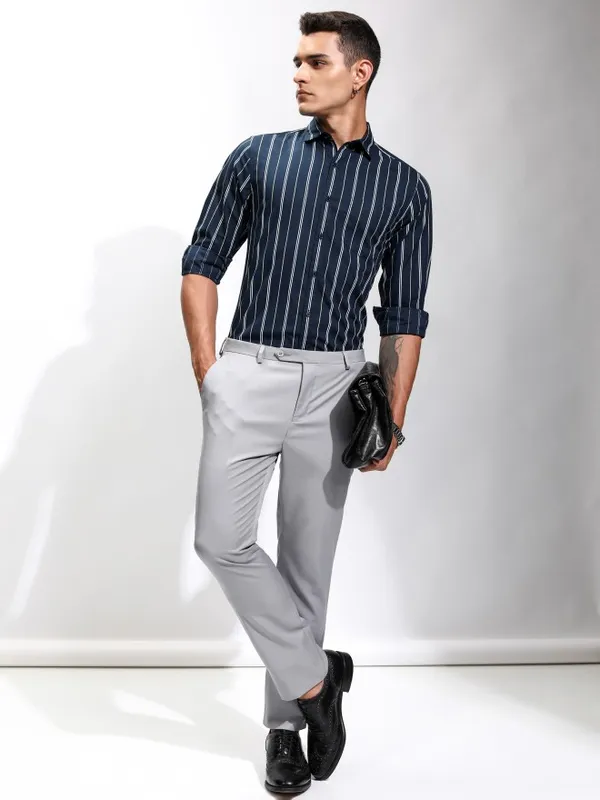 Highlander Men Navy Blue Striped Regular Fit Casual Shirt
