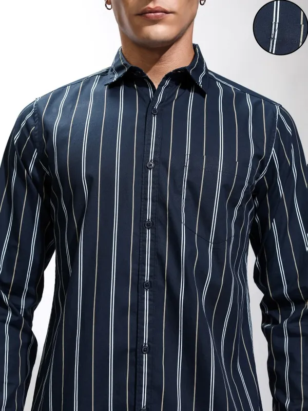Highlander Men Navy Blue Striped Regular Fit Casual Shirt