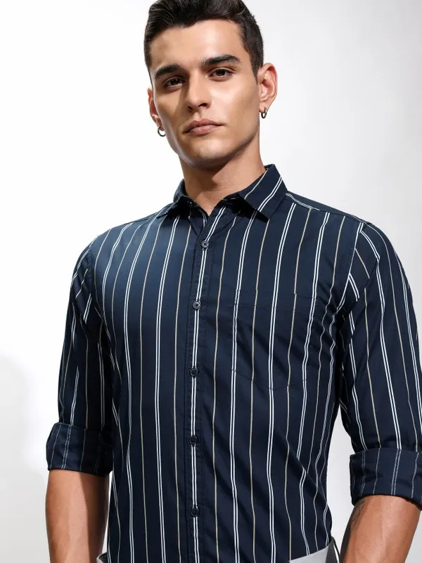 Men Regular Fit Casual Shirt