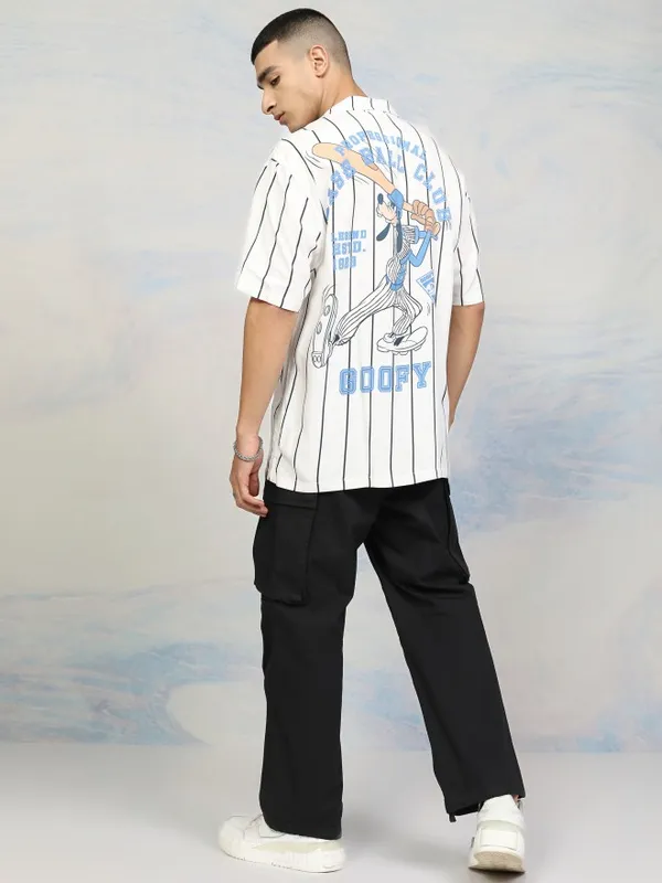Disney By Highlander Men Blue Goofy Printed Relaxed Fit Casual Shirt