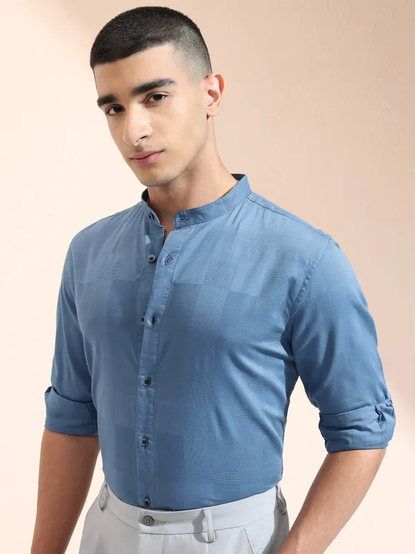 Highlander Men Blue Checked Regular Fit Casual Shirt