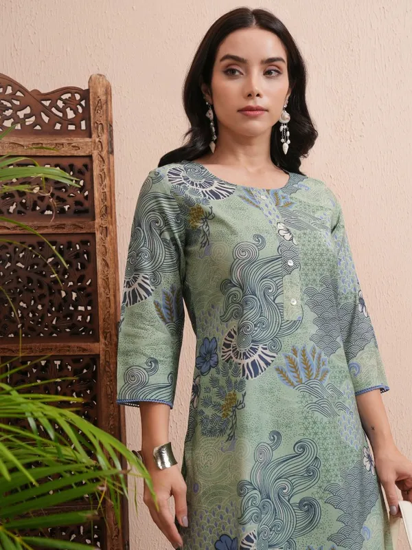 Vishudh Women Green Printed Straight Kurta