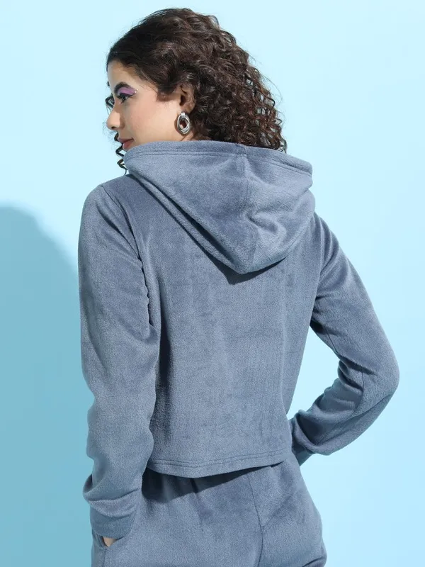 Women Solid Sweatshirt