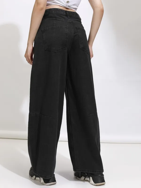 Tokyo Talkies Women Black Straight Fit Jeans