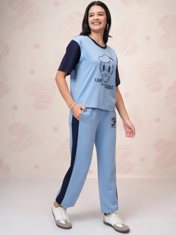 Disney By Tokyo Talkies Women Blue Donald Duck T-Shirt With Trousers Co-Ords