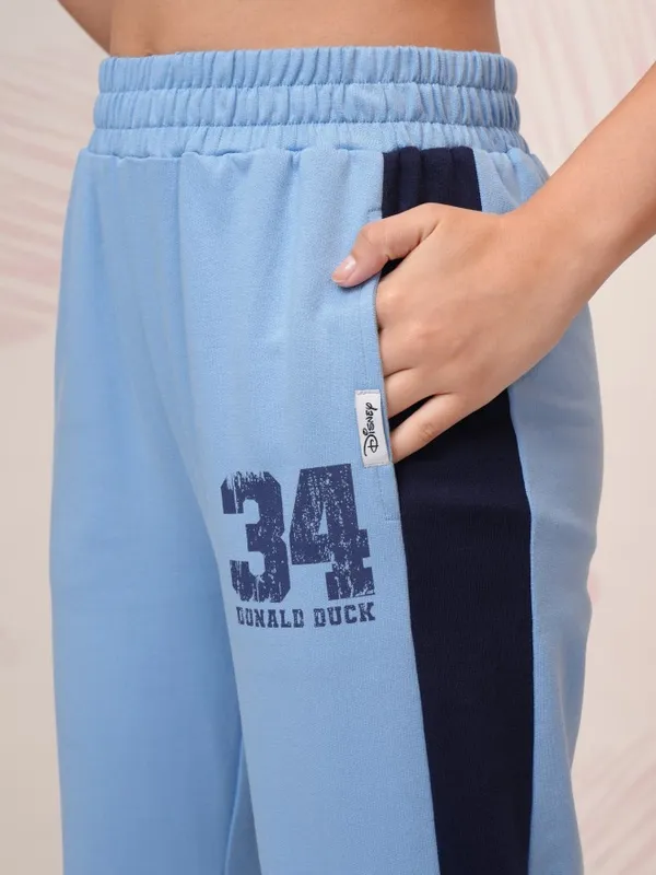 Disney By Tokyo Talkies Women Blue Donald Duck T-Shirt With Trousers Co-Ords